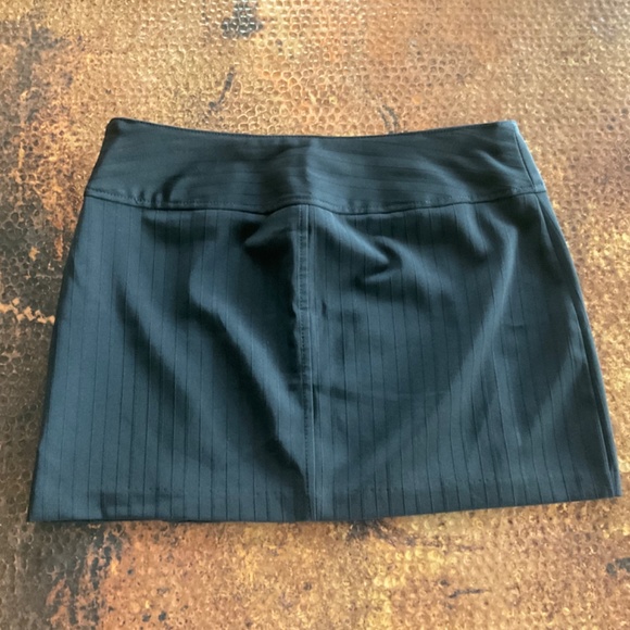 Ally B Skirt and Jacket Combo Suit. Black Pinstripe. Size 9 - Picture 13 of 14